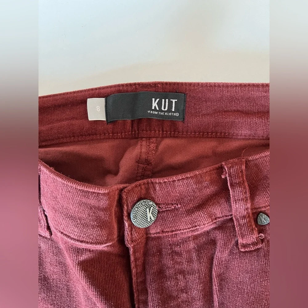 Women’s Kut from the Kloth Karen Corduroy Baby Bootcut pants Burgundy Wine 8